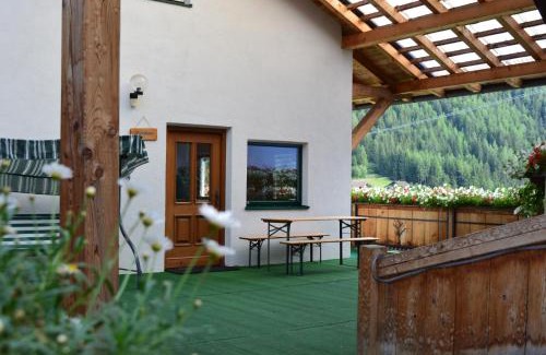 Campo di Trens Apartment | Experience Martlerhof: Family-Friendly Farm Getaway