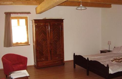Gelse House | Top-Rated Martonvendeghaz 1: A Family-Friendly Retreat