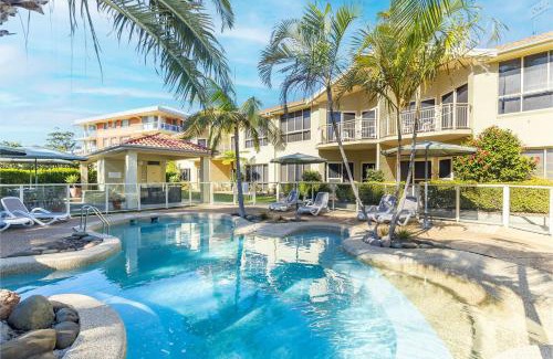 Nelson Bay Apartment | Relaxing Retreat at Martys 7: Pool, Air Con & Wi-Fi