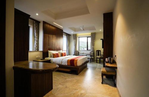 Barli Resort | Inviting Marugarh Resort and Spa: Poolside Relaxation Awaits