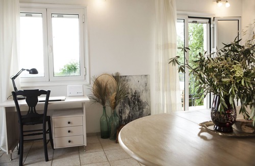 Karvelas Apartment | Exclusive Seaview Residence in the Heart of Mani
