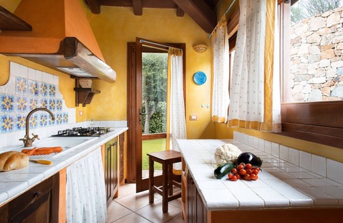 San Teodoro Villa | Beachfront Retreat with Private Pool & Top Guest Ratings