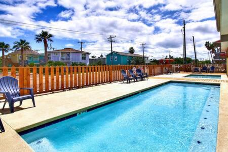 Port Aransas House | Exceptional Holiday Homes in TX with Pool & Family Fun
