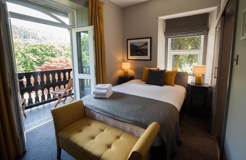 Betws-Y-Coed Bed & Breakfast | Discover Mary's Court Guest House: 4-Star Family Retreat
