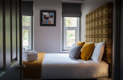 Betws-Y-Coed Bed & Breakfast | Discover Mary's Court Guest House: 4-Star Family Retreat