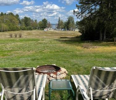 Sebago Villa | Discover Mary's Lakeview - Ideal for Families and Pets