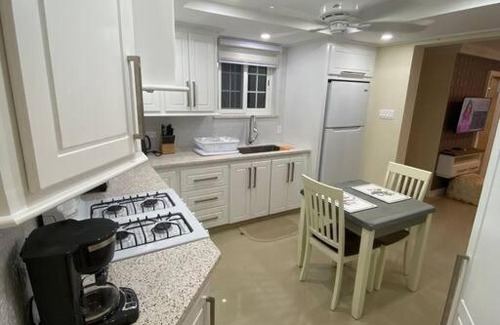 Speightstown Apartment | MaryJays: Your Gateway to Ocean Views and Paradise Living