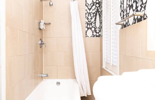 Historic District Hotel | Historic Maryland Inn with Ocean Views and Modern Comforts