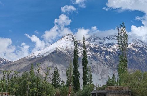 Hunder House | Discover Maryoul Guest House: Family-Friendly Oasis in Hunder