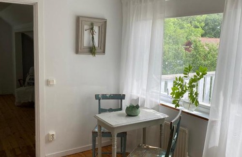 Hyggby House | Discover Marys Cafe & Butik: Pet-Friendly Getaway
