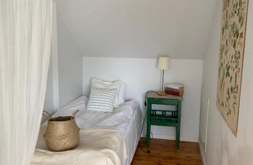 Hyggby House | Discover Marys Cafe & Butik: Pet-Friendly Getaway