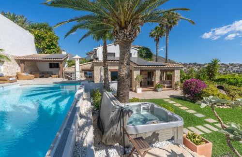 La Canuta Villa | Maryvilla Inspiracion y Vacaciones - Oceanfront Retreat