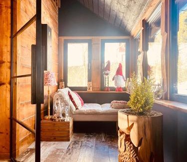 Lutowiska Villa | Marzeniówka: Oceanfront Getaway with Pet-Friendly Amenities