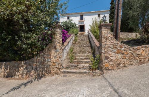 Tordera House | Masía Can Bavi