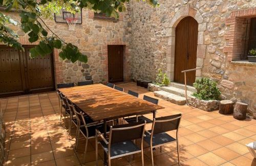 Arbucies Ski Chalet | Discover Masía Can Janet: Oceanfront Retreat, 4-Star Bliss