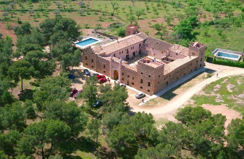 Altura House | Pet-Friendly Masía de San Juan: Pool & Mountain Views