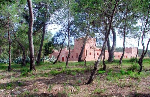 Altura House | Pet-Friendly Masía de San Juan: Pool & Mountain Views