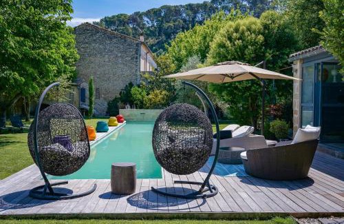 Sommieres House | Experience Oceanfront Bliss at Mas Bleu - 4-Star Retreat