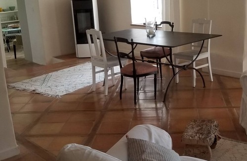 Cros House | Serene Mas Cévenol: Ocean Views & Relaxing Spa Retreat