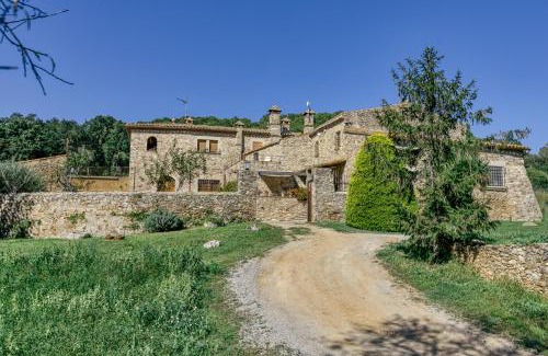 Ventallo Villa | Discover Mas Cases: Family-Friendly Retreat with Pool