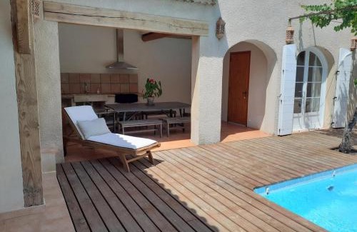 Evenos House | Relax in a Cozy Retreat with Private Pool at St Baume