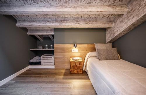 Bolvir Apartment | Experience Elegance at Mas d'Aravó - Casa Colonos, 4-Star