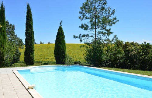 Soupex House | Relaxing Farmhouse Retreat for 30 Near Toulouse & Carcassonne