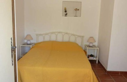 Cogolin House | Relax in a Residence with Pool and Pet-Friendly Options