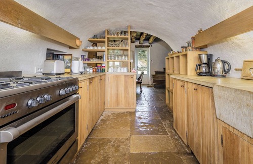 Larnagol Villa | Relax at Mas de Comtessa: Pool, Spa & Family Friendly
