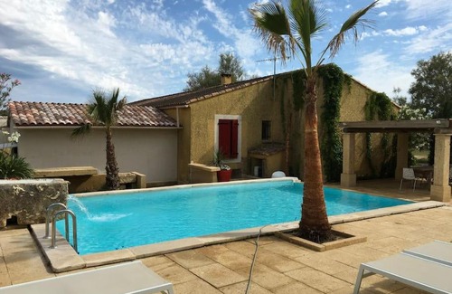 Saint-Laurent-d'Aigouze House | Discover Mas de l Isle Sauvage in Aigues Mortes, 4-Star Retreat