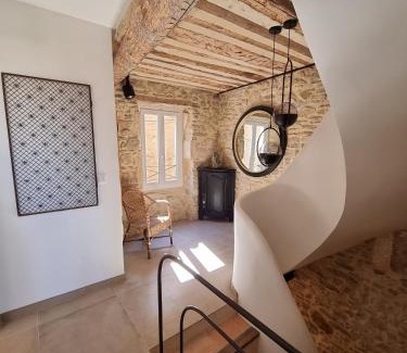 Laudun House | Experience Mas des Aïeux: Oceanfront with Pool & 9.9 Rating