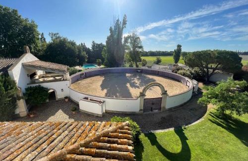 Arles Villa | Idyllic Mas des Bécasses in Provence with Pool & Ocean Views