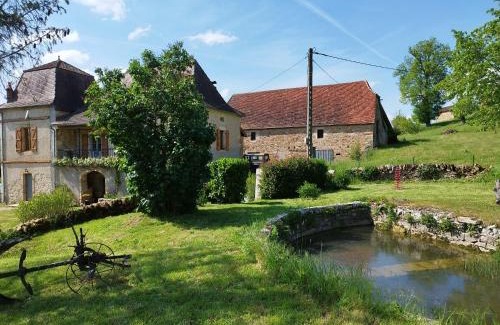 Lissac-et-Mouret House | Discover Mas des Maries: Family-Friendly Haven with Pool