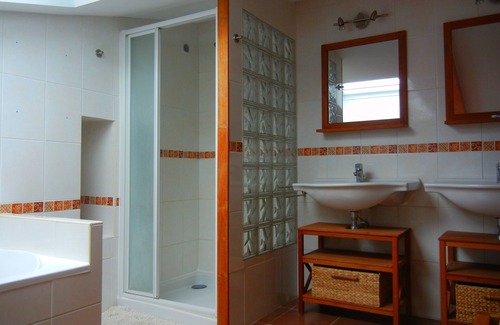 Sauzet House | Relaxing Mas in Drôme Provençale with Private Pool & Views