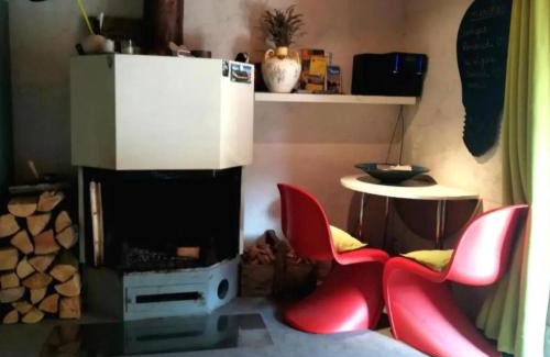 Valleraugue Apartment | Family-Friendly Retreat at Mas La Rainette Chez Raphael