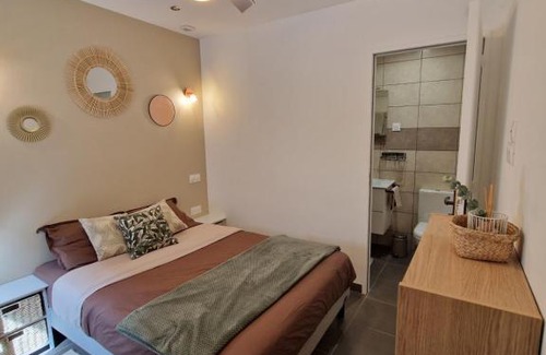 Ferrieres-les-Verreries Bed & Breakfast | Mas les jasses: Tranquil Countryside B&B with Family Amenities