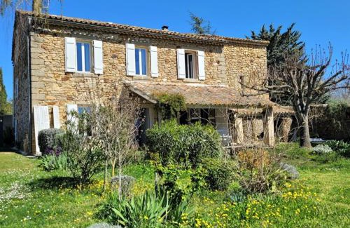 La Bruguiere Villa | Relax at Mas Les Romarins: Ideal for Family Getaways