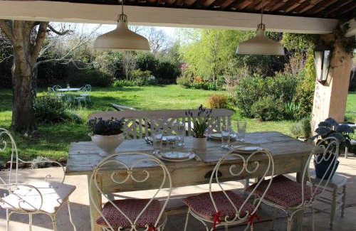 La Bruguiere Villa | Relax at Mas Les Romarins: Ideal for Family Getaways