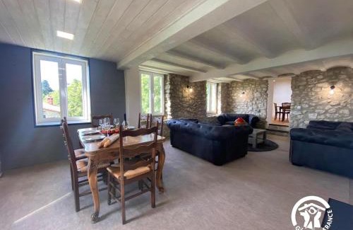 Saint-Laurent-de-Cerdans House | Guest Rated 9.8: Family-Friendly MAS LO BOACH Hotel