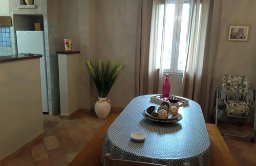 Albaron Cottage | Discover Judge Gite with Pool in Traditional Mas Camargais