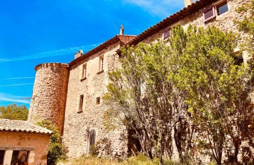 Beaurecueil House | Discover Mas Provençal near Sainte Victoire, Aix-en-Provence