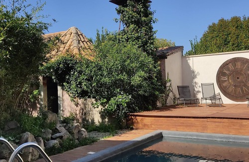 Caderousse House | Unforgettable Stay at Mas Provençal with Private Pool
