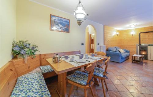 Celledizzo House | Mas Roncal 5: Exceptional Stay with Pet & Child Amenities