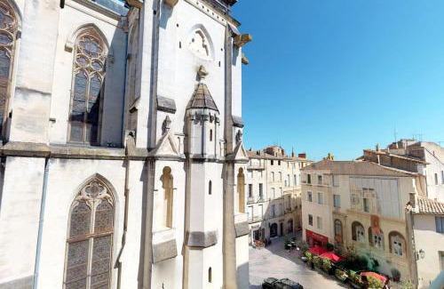 Ecusson Apartment | Experience Mas Saint Côme: 4-Bedroom Apartment in History