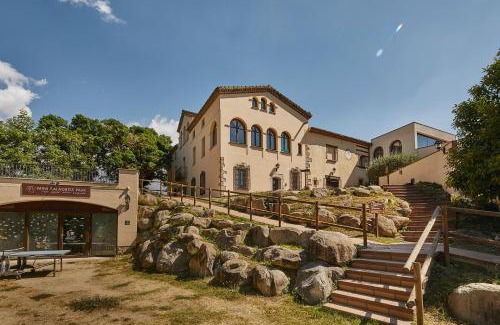 Vallromanes Hotel | Experience Mas Salagros EcoResort & SPA with Ocean View Amenities