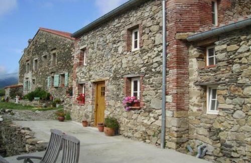 Prats-de-Mollo-la-Preste House | Discover Mas Taillet Le Camelia - Family-Friendly Retreat