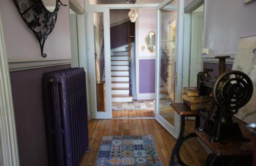 Lezoux Bed & Breakfast | Discover MAS TERRE Chambres d'Hôtes: Family-Friendly Stay