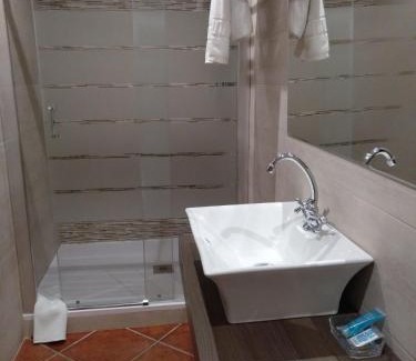 Falset Bed & Breakfast | Adults Only Retreat at Mas Trucafort with Restaurant