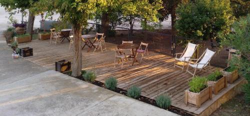 Falset Bed & Breakfast | Adults Only Retreat at Mas Trucafort with Restaurant