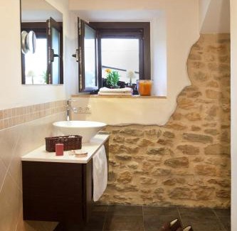 Fontanilles House | Relax at Mas Vermell: Oceanfront Retreat with Pool Access